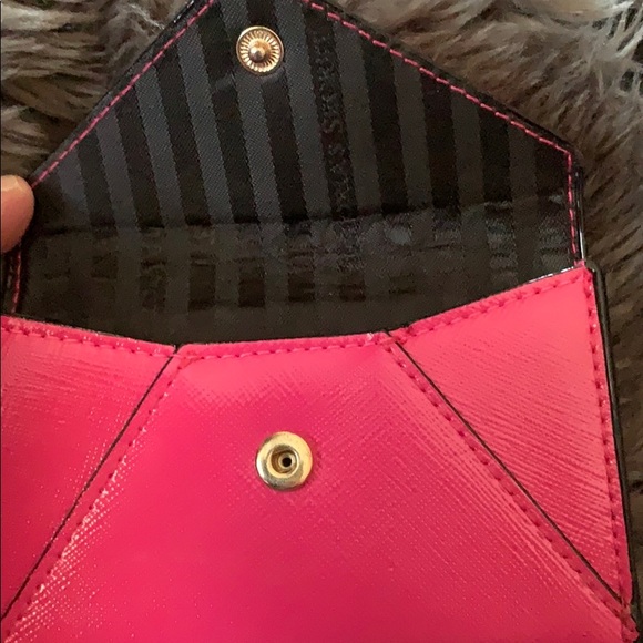 Victoria’s Secret - Picture 5 of 8